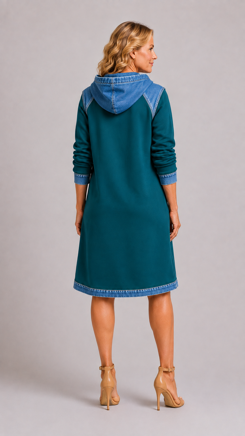 Alexa | Robe à Capuche Contrastée et Confortable